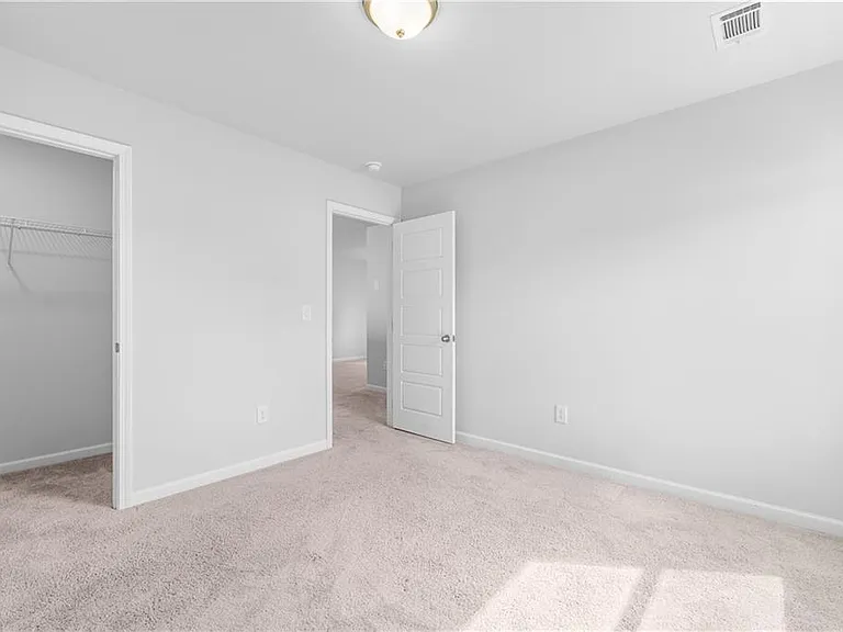 258 Station Overlook Dr — Photo 25