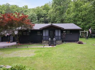 522 Sutton Creek Rd, Harding, PA 18643