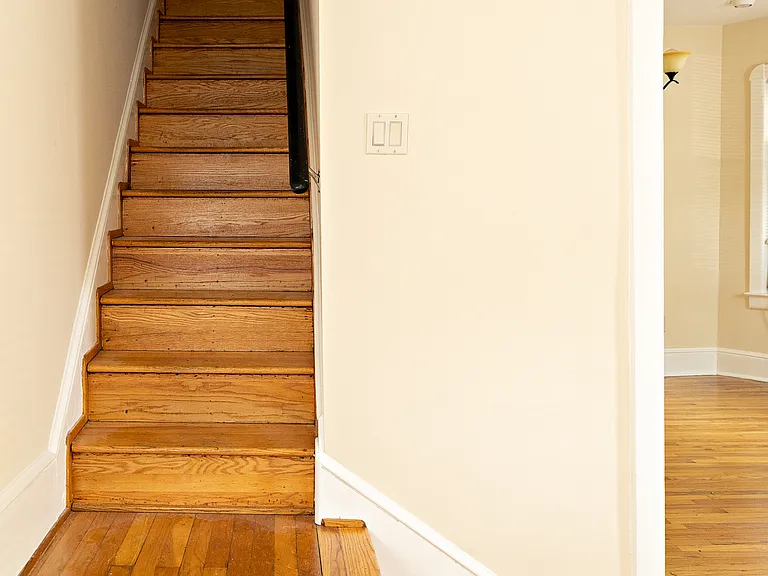 3 Lee Ave — Photo 16