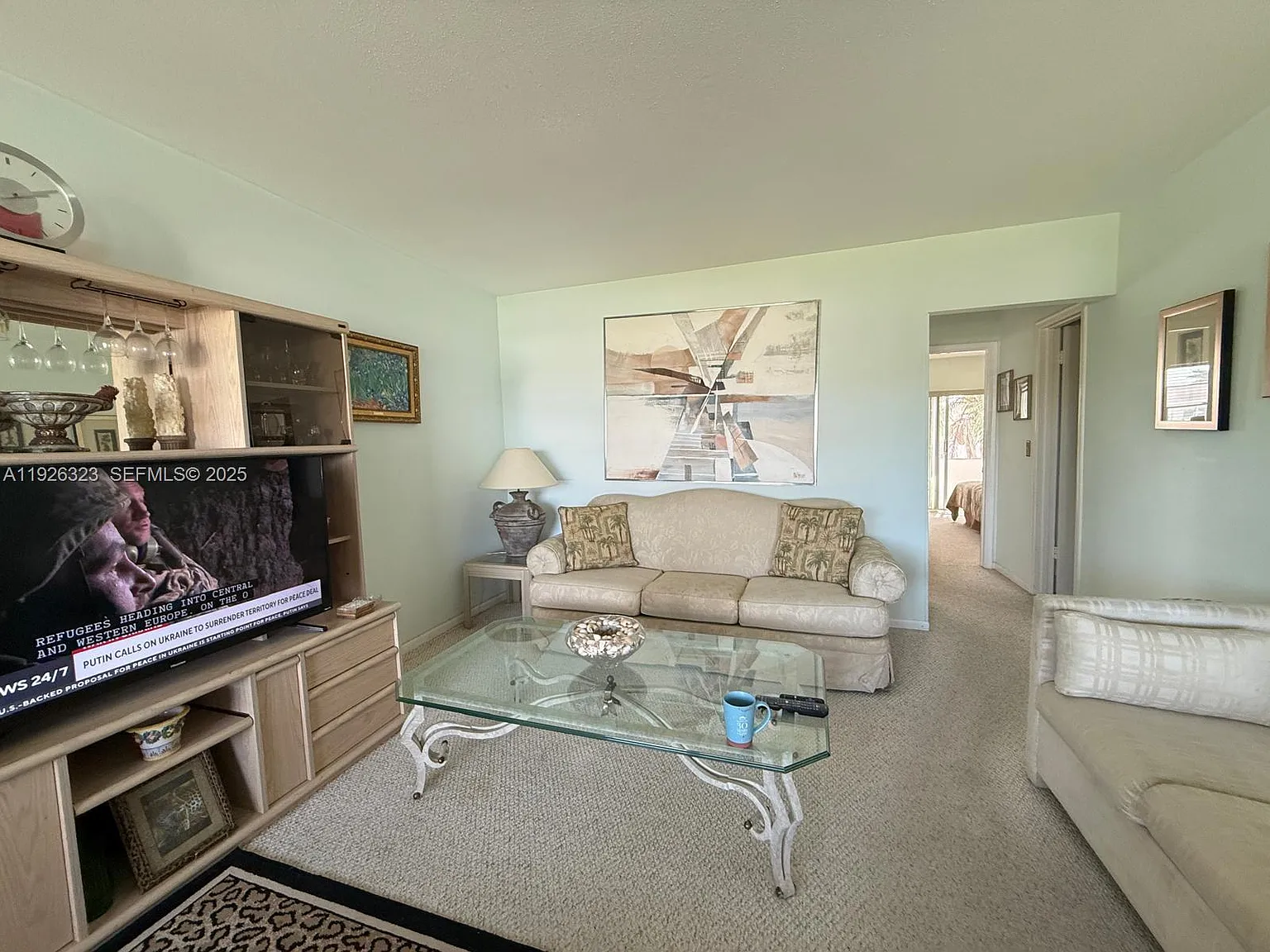 Easthampton Condo — Photo 2