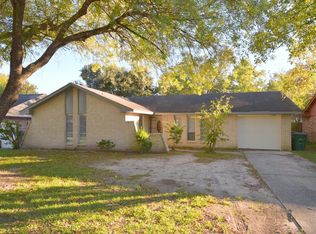 7411 Lumber Jack Dr, Houston, TX 77040