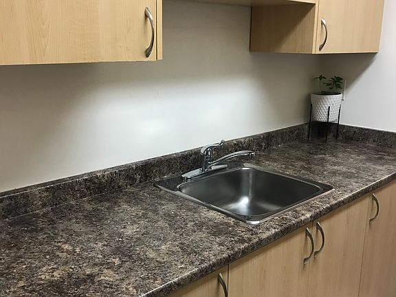 2nd image of 85 Winlane Dr #202