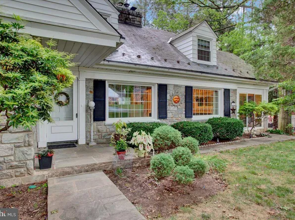 2107 Clover Hill Rd, Lancaster, PA 17603
