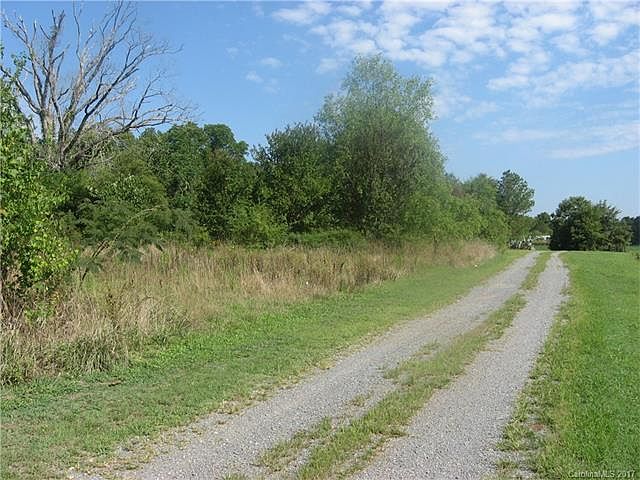 2nd image of 2020 Barron Greene Rd