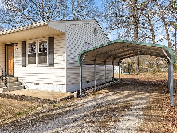 3rd image of 6323 Hansley Dr