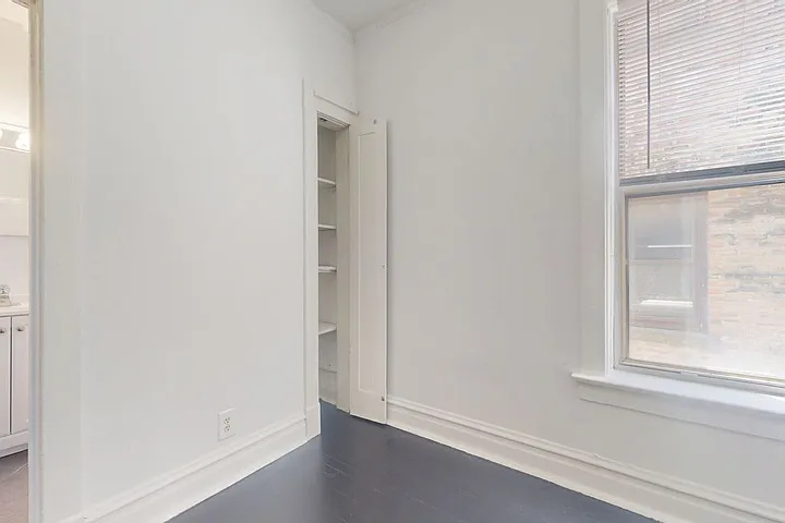 5336-5338 S. Hyde Park Boulevard — Photo 23