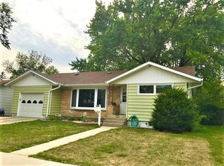 1534 Royal Rd, Aberdeen, SD 57401