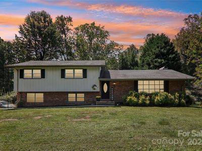 120 Brentwood Dr, Hendersonville, NC, 28739