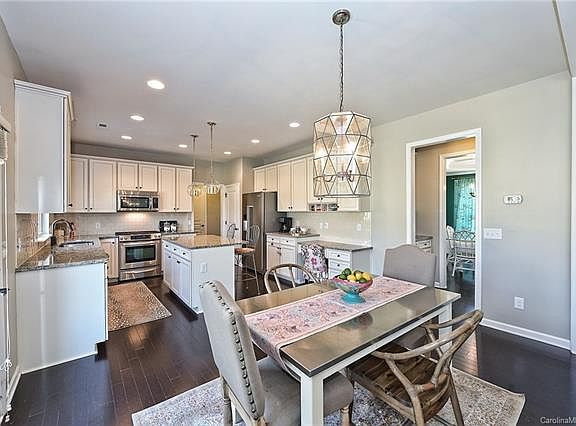 2nd image of 3966 Kestrel Ln