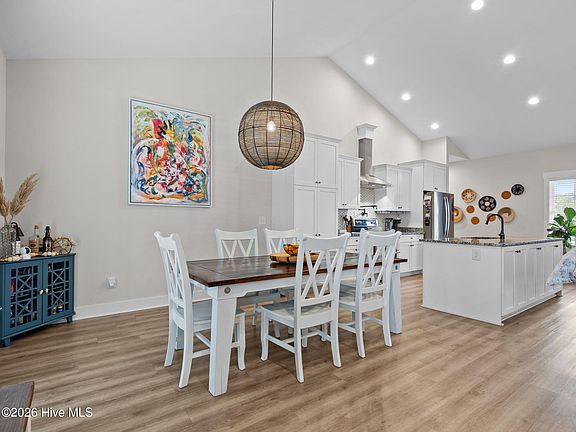 5th image of 140 Inverness Drive