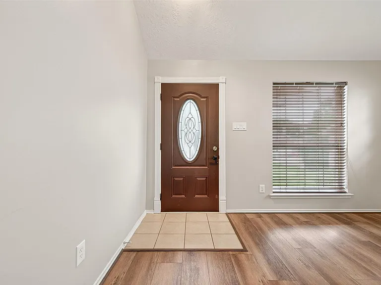 18499 Sunrise Pines Dr — Photo 5