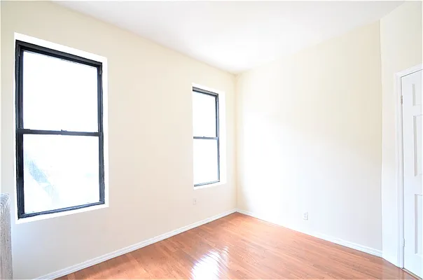 Rented by CITY SKYLINE REALTY INC | media 1