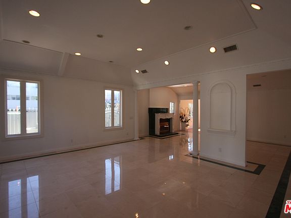 5th image of 1239 S Castello Ave