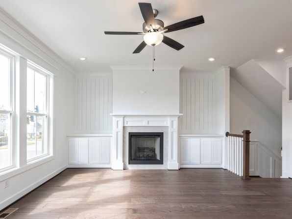 virginia-beach-virginia-446748317 picture