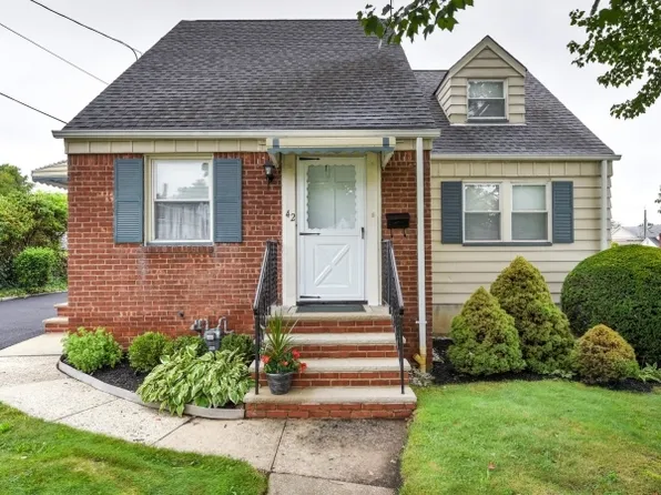 42 Mount Vernon St, Nutley Twp., NJ 07110