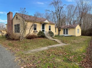 69 River St, Guilford, CT 06437