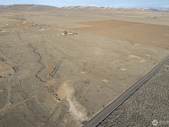 1 Road 13 NW, Quincy, WA 98848