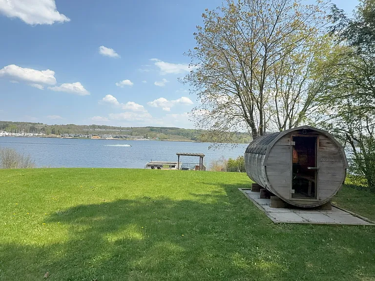 Barrel sauna