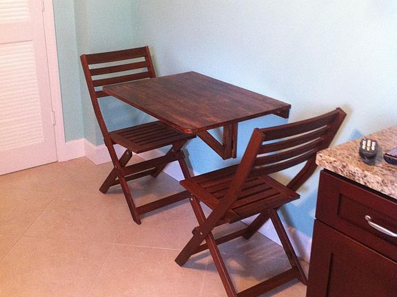 4th image of 2508 Bay Dr APT 6