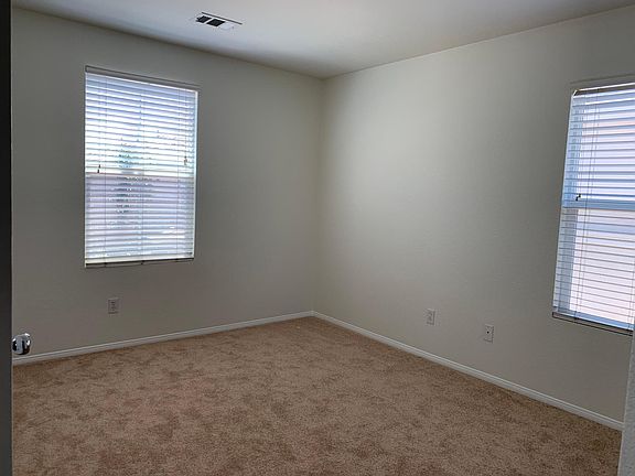 5th image of 27380 Dearborn Dr
