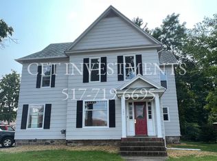 121 W Seminary St #1/2, Charlotte, MI 48813