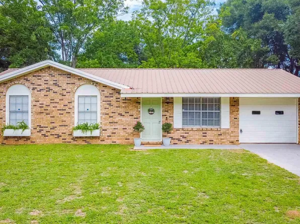 4272 W Avenida De Golf, Pace, FL 32571