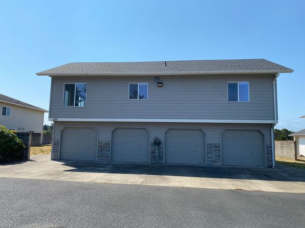 235 SW 30th St
