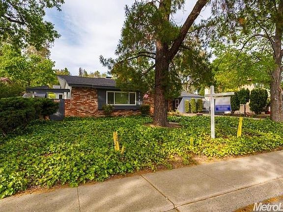 3rd image of 3025 Argonaut Ave