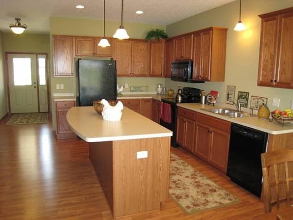 Kitchen With Island
