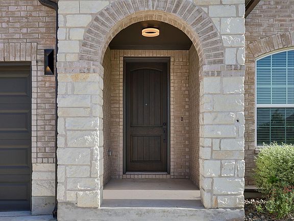 2nd image of 3015 Ottaviano Way