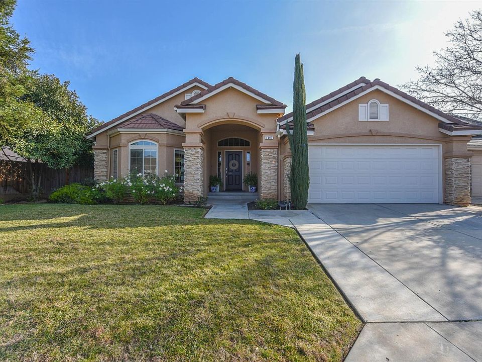 1st image of 7597 N Paula Ave