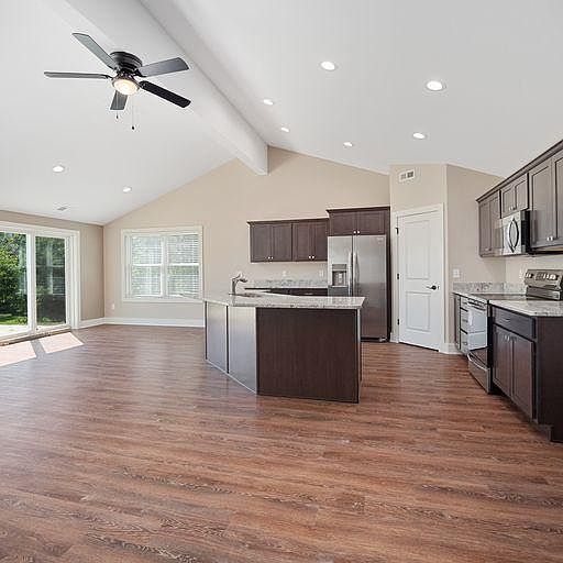 Kitchen Dinning area