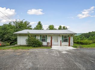 1183 Poss Rd, Smithville, TN 37166
