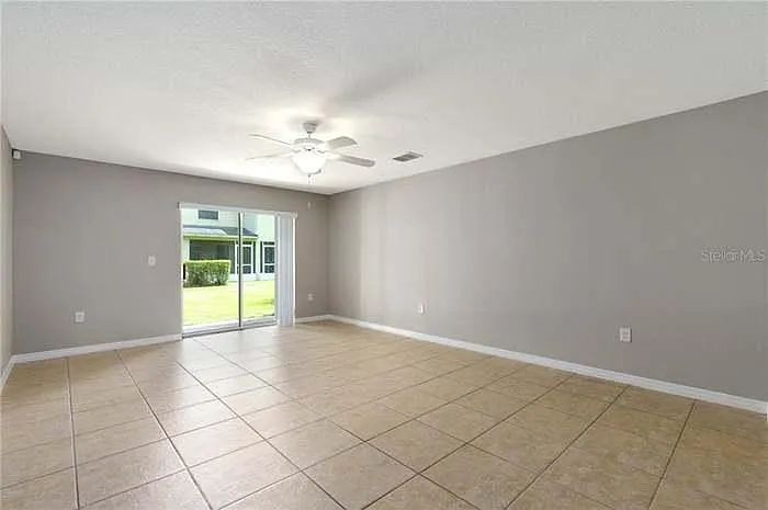 221 Carina Cir — Photo 7