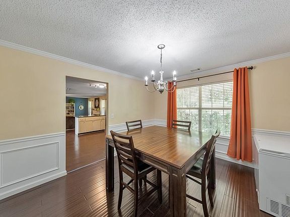 3rd image of 332 Baywood Way
