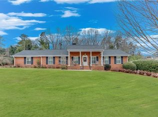 1376 Burns Dr, Gainesville, GA 30501