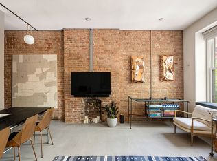 224 E 14th St APT 2, New York, NY 10003