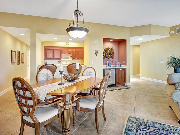 4th image of 3191 Matecumbe Key Rd Unit 704