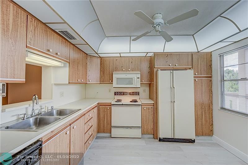 1st image of 2202 Lucaya Bnd APT N3