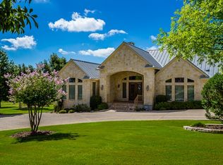 3308 Arrowhead Dr, Kerrville, TX 78028