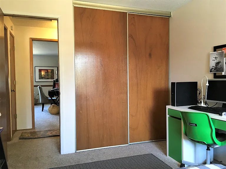1614 NE Cackler Ln — Photo 14