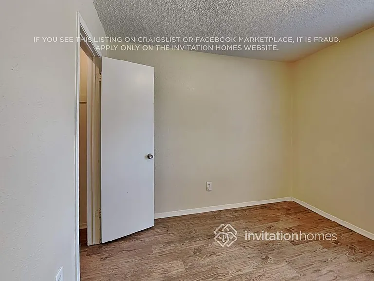 2609 Renwick Dr — Photo 13