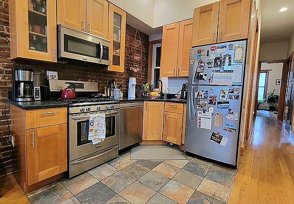 2nd image of 516 4th Ave APT 1L