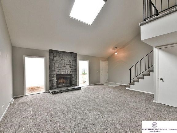 5th image of 12093 Burdette Cir
