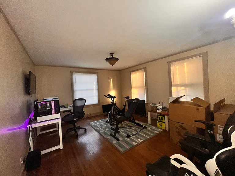 1319 S Fremont Ave — Photo 20