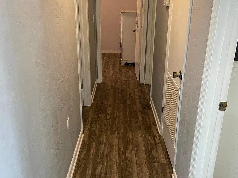 4525 NE 9th St — Photo 13