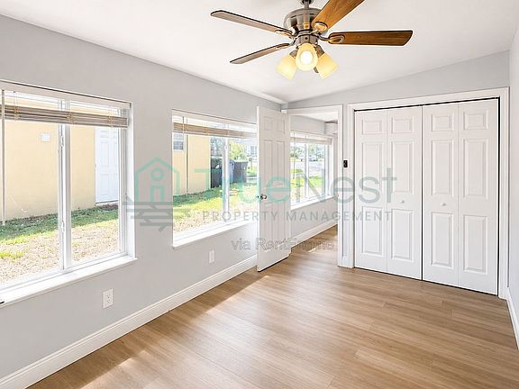 3rd image of 2511 SW 3rd St