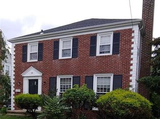 99 Scarborough Rd, Pawtucket, RI 02861