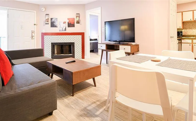 3100 Parkway Blvd #315 — Photo 9