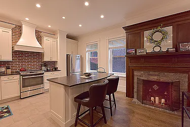 Rented by LEE & ASSOCIATES NYC RESIDENTIAL LLC